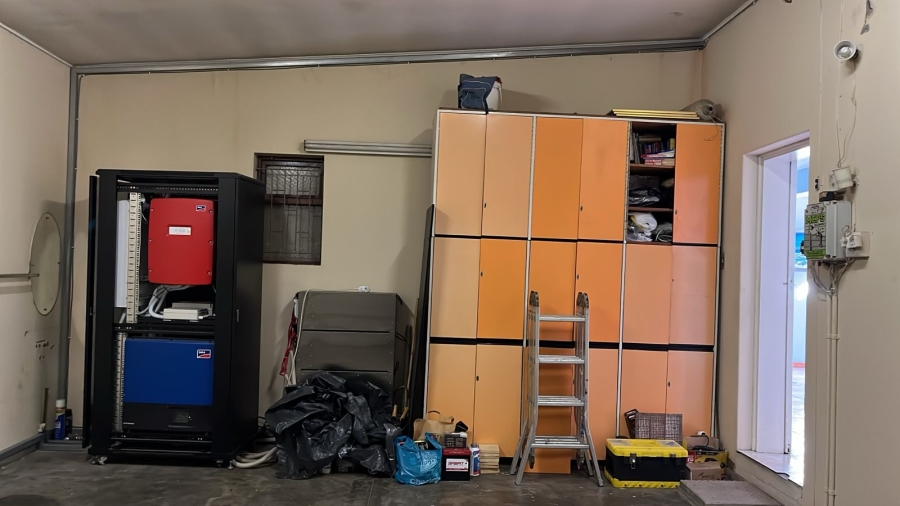  Bedroom Property for Sale in Cravenby Western Cape